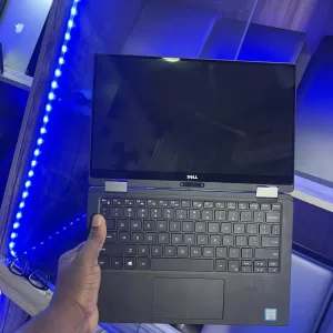 Dell XPS 13 9365 7th Gen Intel Core i5-